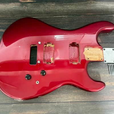 1983-84 Kramer Focus 2000 Alder Body Metallic Red HH w/Plate Made in Japan