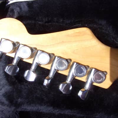 UPDATE: MIJ Squier LEFTY Strat, E6 serial, Duncan's, one knob, OG block/tuners, no stripe, Cipollina image 7