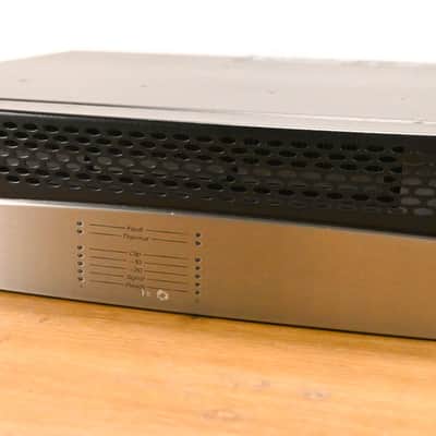Crown CTs 3000 Two-Channel 1500W Power Amplifier CG01YU7 image 3
