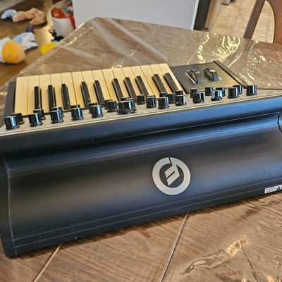 Moog Sub Phatty 2010s - Black image 6
