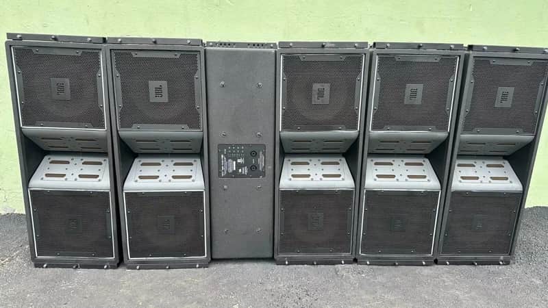 JBL Vertec VT4888 Tri-Amplified 3-Way Line Array Speaker (LOT OF 8) THS image 1