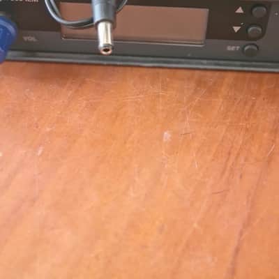 Sennheiser 🎧 Sennheiser SR 300 IEM In-Ear Monitoring Receiver – 838–870 MHz image 7