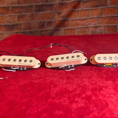 Fender 099-2115-000 Vintage Noiseless Stratocaster Pickup Set 2010s - Aged White image 3