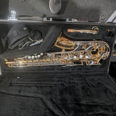Yamaha YAS26 - Standard Alto Saxophone Brass image 7