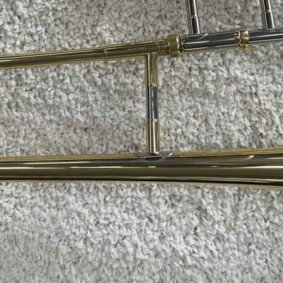 Jupiter Model JSL-432L Lacquered Brass Trombone with Case and Mouthpiece image 7