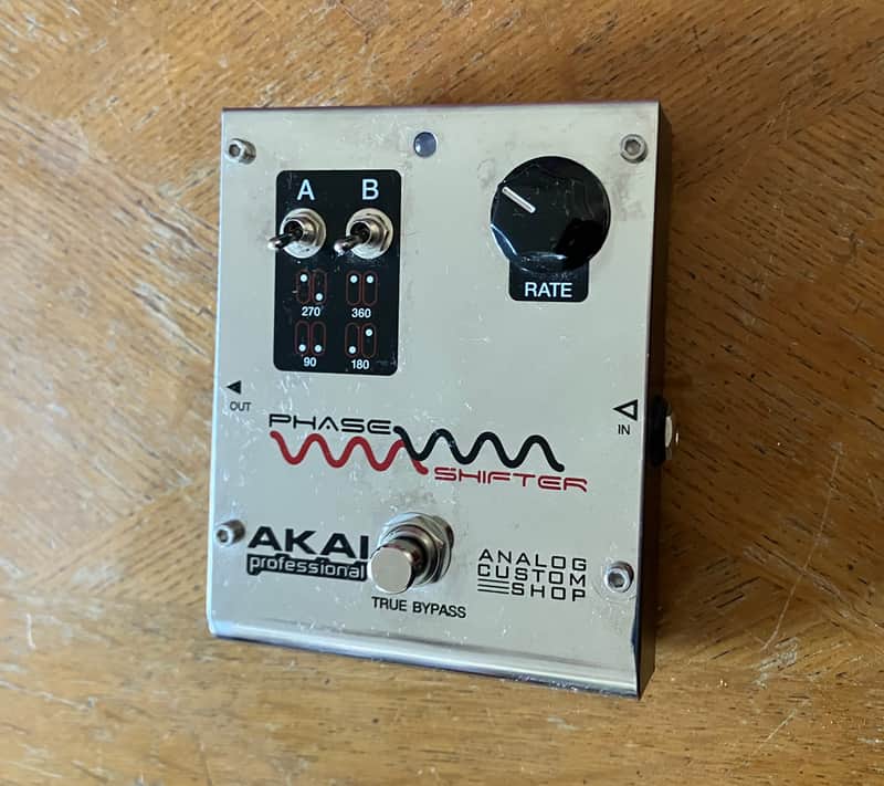 Akai Phase Shifter