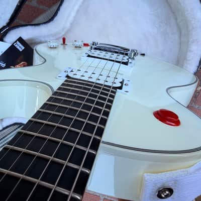 Gibson Signature Les Paul Guitar with OHSC 2012 - Excellent image 25