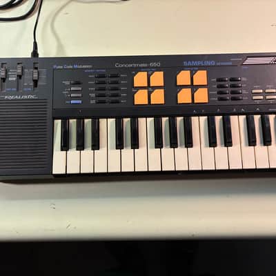 (Casio SK-5) Realistic Concertmate 650 Sampling Synthesizer,  Vintage 1980's.