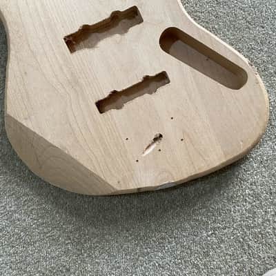 5 String Jazz Bass Style Body image 3