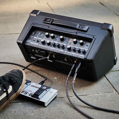 Boss CUBE-STREET 2 Portable Electric Guitar Amplifier in Black image 6