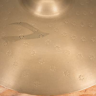 Zildjian 18" Medium Crash image 2