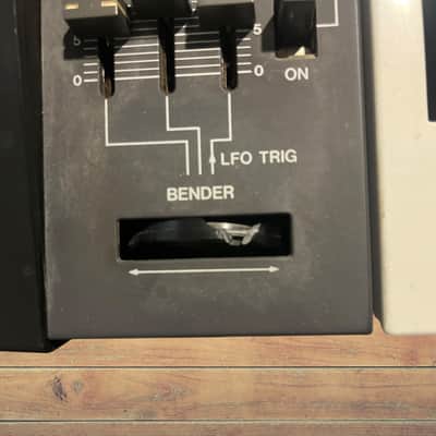 Roland Juno-106 Vintage Analog Synth — Excellent Condition, Fully Functional w/ Gig Bag image 7