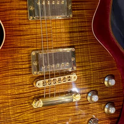 Gibson Les Paul Standard Premium Plus 2017 - Tiger Burst image 2
