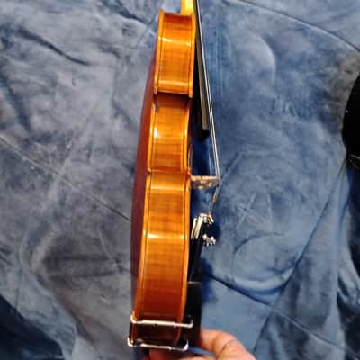 Yamaha V7G 4/4 Violin Outfit (With Case, Resin, & Two Bows) - Great Condition image 4