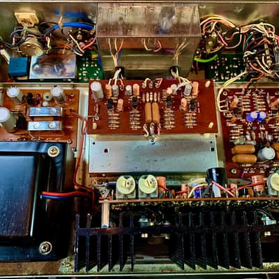 Vintage Marantz 1070 Integrated Amplifier Sounds Awesome! Nice Not Museum Quality image 8