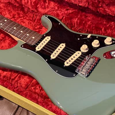 Fender American Professional Stratocaster HH Shawbucker with Rosewood Fretboard 2017 - 2019 - Antique Olive image 2