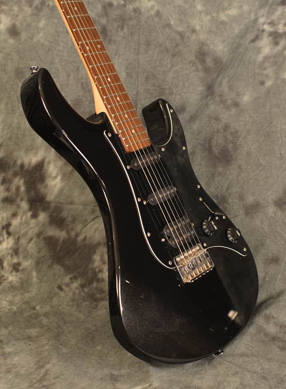 Yamaha EG-112c2 Metallic Black HSS Strat Style Electric Guitar w