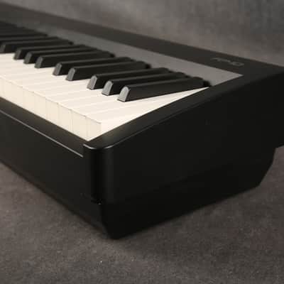 Roland FP-10 88 Key Digital Piano - Pedal - 2nd Hand image 5