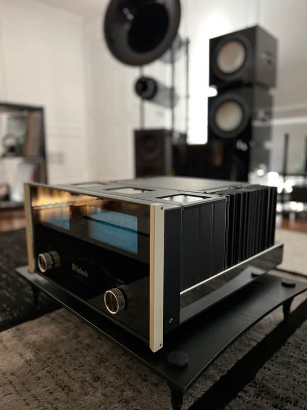 McIntosh MC312 300-Watt Stereo Solid State Power Amplifier image 1