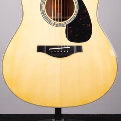 Yamaha LL16M ARE Original Jumbo - Natural image 1