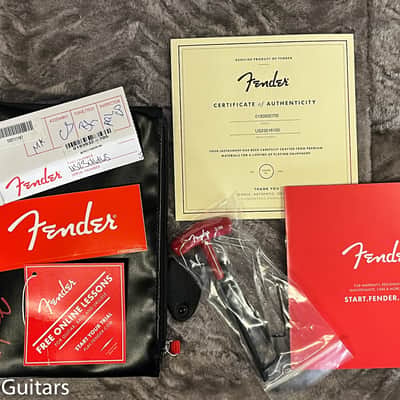 Fender American Professional II Precision Bass Maple Fingerboard Olympic White (165) image 8