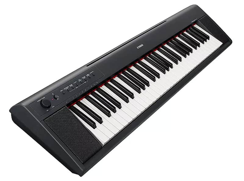 Yamaha Piaggero NP-11 61-Key Lightweight Keyboard image 2