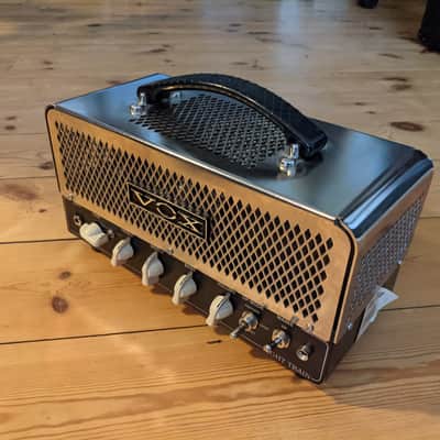 Vox Night Train NT15H with Vox/Celestion Speaker Cabinet image 2