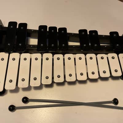 CB Percussion 20-Note Chromatic Bells Xylophone Glockenspiel image 1