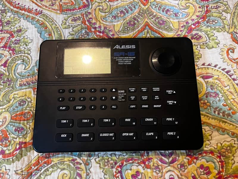 Alesis SR-16 Drum Machine image 1