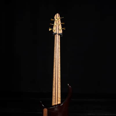 Peavey Cirrus Custom Shop 6 String bass - The "Poor Man’s Ken Smith" of Ghospel image 2