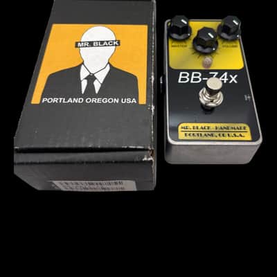 Mr. Black BB-74x Distortion 2010s - Black/Gold X8199 image 1