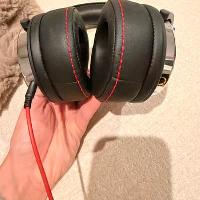 OneOdio Pro 50 Wired Headphones with Mic image 3