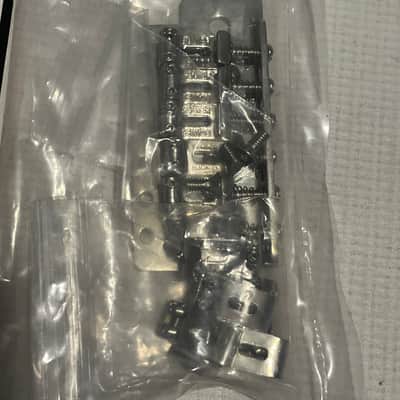 NOS 2000's Fender USA American Standard Stratocaster Complete Base Plate & Saddles image 4