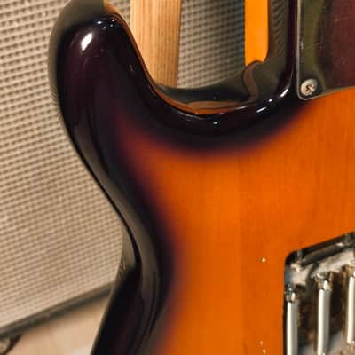 Fender American Vintage '57 Stratocaster 1982 2 Color Sunburst Refin image 14