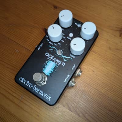 Electro-Harmonix Oceans 11 Reverb 2018 - Black