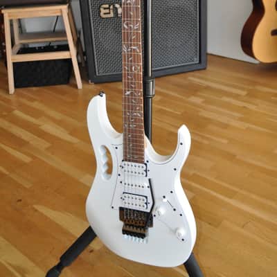 IBANEZ JEMJR WH White / Steve Vai Signature / JEM Junior / JEMJR-WH / I260114994 image 2
