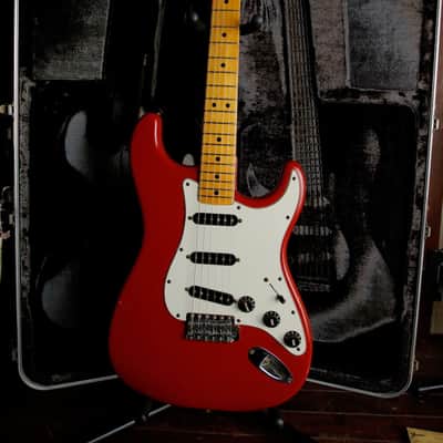 Fender International Series Stratocaster Morocco Red 1981 Vintage Guitar Pre-Owned image 2