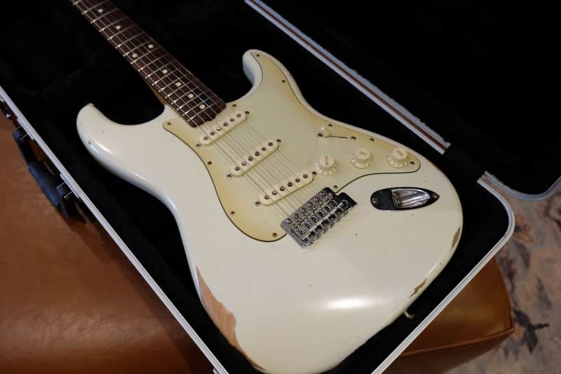 Fender Stratocaster 2009 - Olympic White