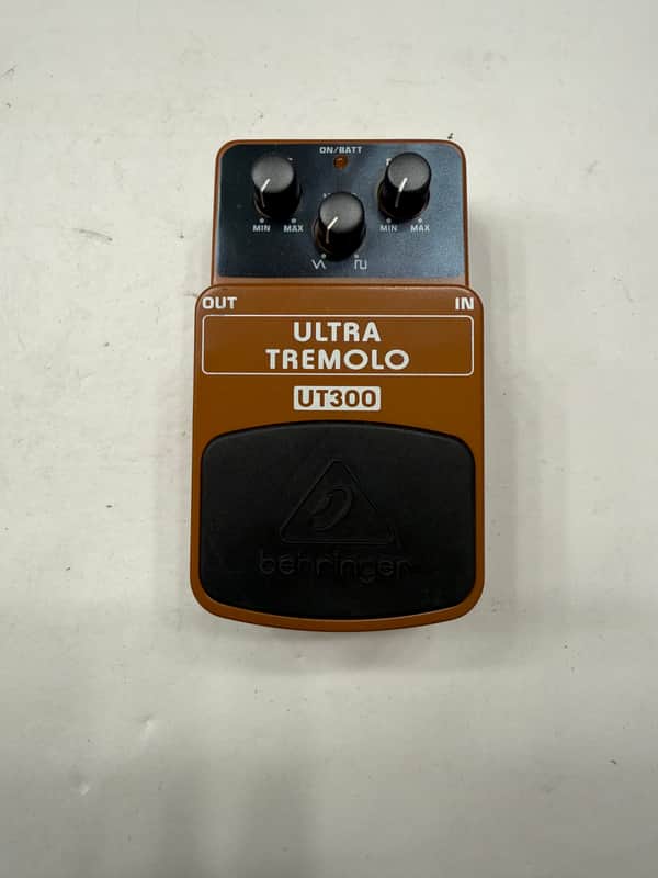 Behringer UT300 Ultra Tremolo Guitar Effect Pedal image 1