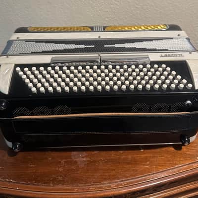 Larenti Accordion Made In Italy image 11