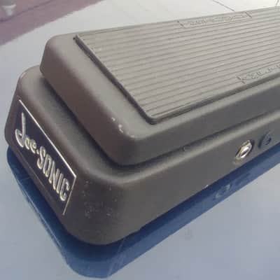 'joe-sonicV2' B grade cosmetics, 70s colorsound/ musonic inspired killer new GAGAN wah. image 2