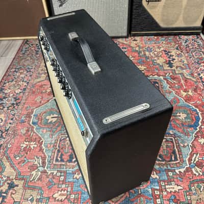 Fender Vibrolux Reverb 2 Channel 30 Watt 2x10 1972 Combo image 4