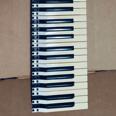 FATAR TP/8S PROFESSIONAL RARE 61-KEYS KEYBED FOR SYNTHS KAWAI K5000S/W, E-MU E4K/E-SYNTH, ACCESS VIRUS, ROLAND A-70, SOME ENSONIQ VFX/SD-1, KURZWEIL 2500/2600, WALDORF WAVE/QUANTUM (+SOME OTHERS) KEYBOARD