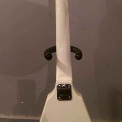 Tokai  Flying V   90s  Aged White image 6