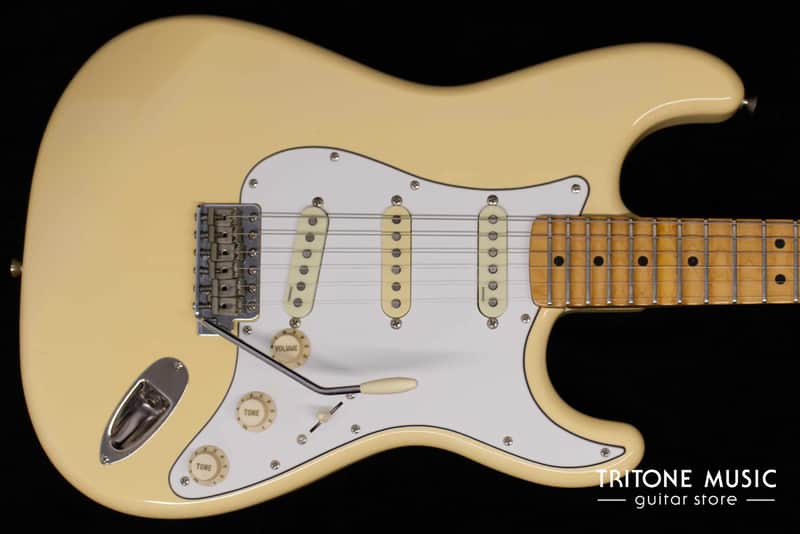 Fender ST-72 YM Yngwie Malmsteen Signature Stratocaster MIJ 1994/95 - Vintage White image 1