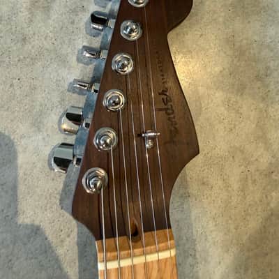 Fender Rarities Series Flame Maple Top Stratocaster with Rosewood Neck, Maple Fretboard 2019 - Golden Brown image 5