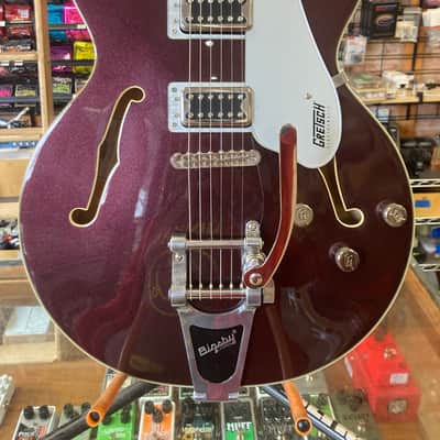 Gretsch G5622T Electromatic Center Block Double Cutaway with Bigsby, Laurel Fretboard 2019 - Present - Dark Cherry Metallic image 2