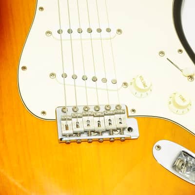 Fender Japan Stratocaster ST-STD 1996-97 Electric Guitar Ref No. 5069 image 5