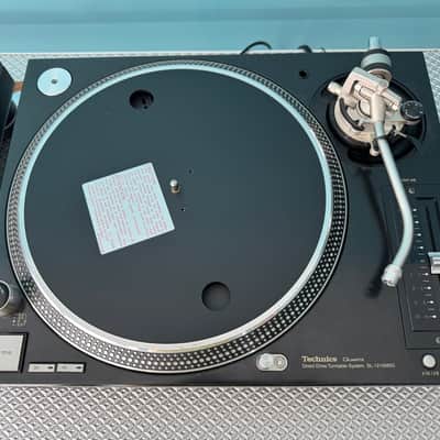 Technics SL-1210 M5G 2000s - Black image 2