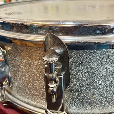 Slingerland Deluxe Student Model 6-lug snare 1966 - Silver sparkle image 24